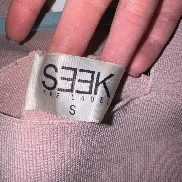 Crop top - Picture 3 of 3